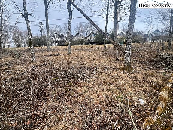 5th image of 116 N Pinnacle Ridge Drive