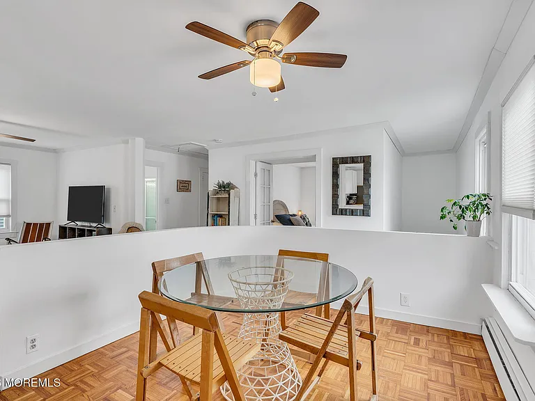 1227 Bay Ave — Photo 4