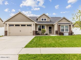6521 W Irish Cir, Rathdrum, ID 83858