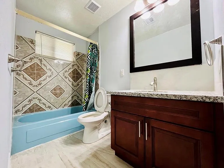 7303 Shiner Ln — Photo 8