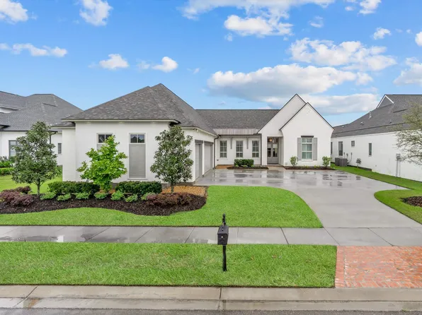 13637 Brook Point Dr, Baton Rouge, LA 70810