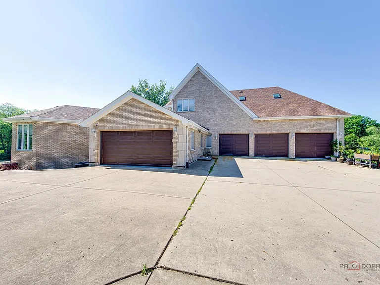14 Pentwater Dr — Photo 43