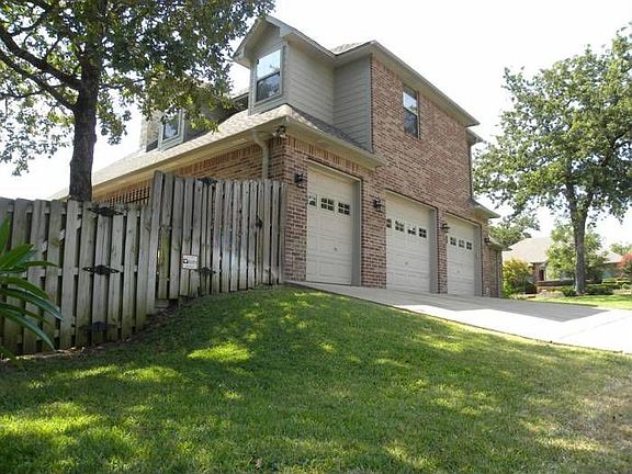 2-1/2 Car Garage/Shop