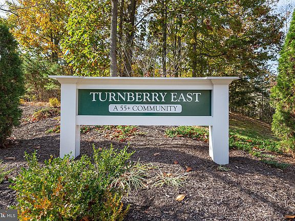 2nd image of 4312 Turriff Ln