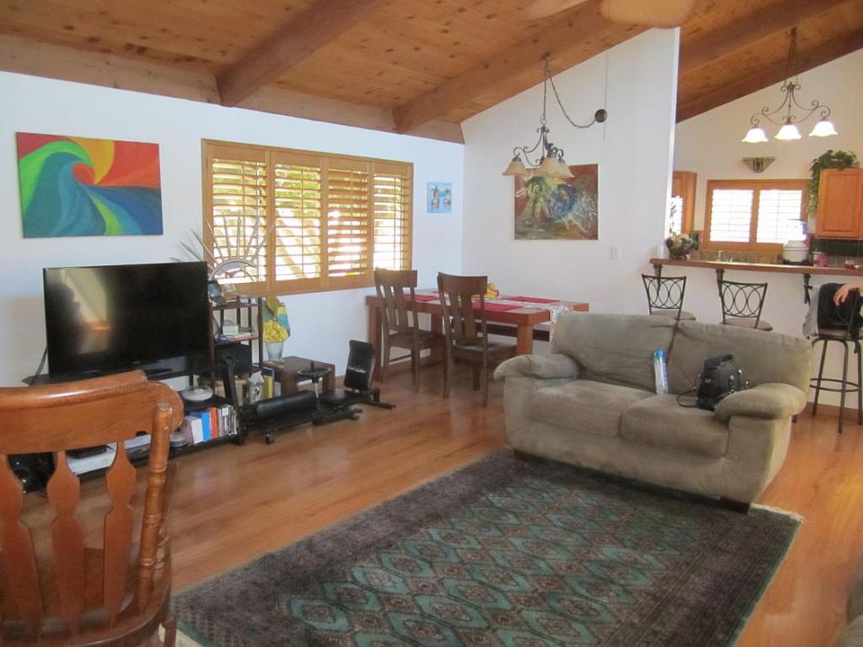 1st image of 5044 Calle Real #A