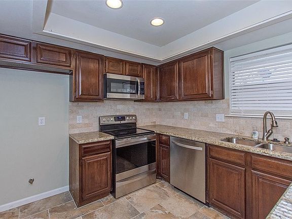 5th image of 14802 Keelby Dr