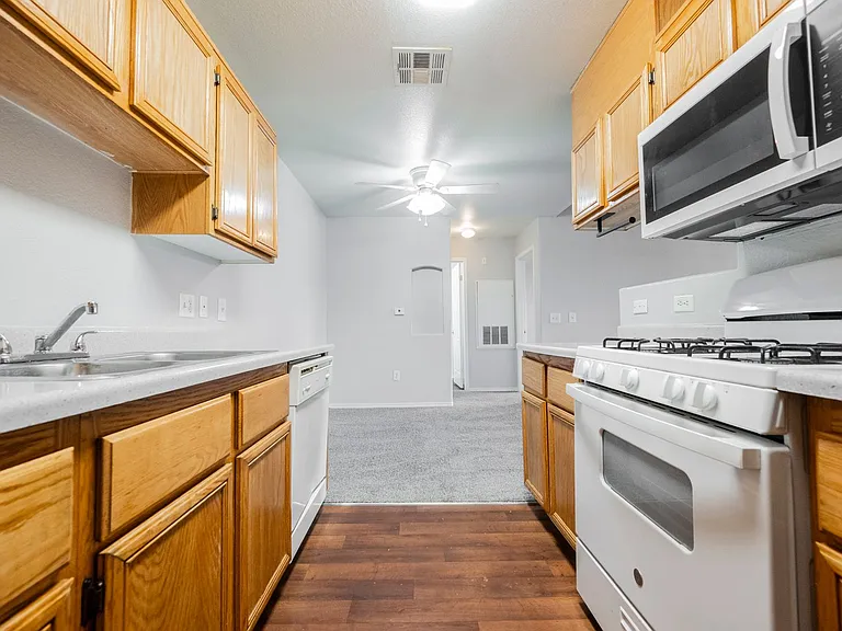 4730 E Craig Rd #2170 — Photo 29