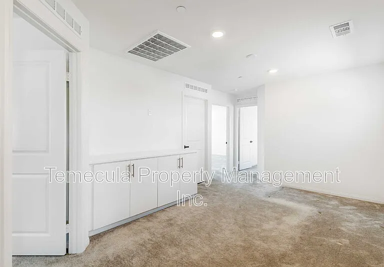 1816 Tapaderos St — Photo 9