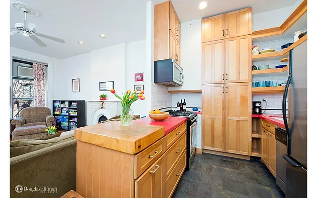 Sold by Douglas Elliman | media 12