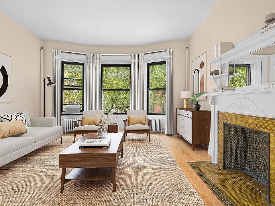 1st image of 242 W 101st St APT 3