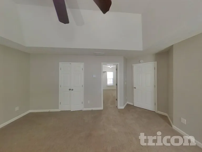 8292 Eastshore Dr — Photo 8