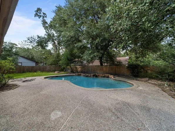 2147 Lone Rock Dr, Humble, TX 77339