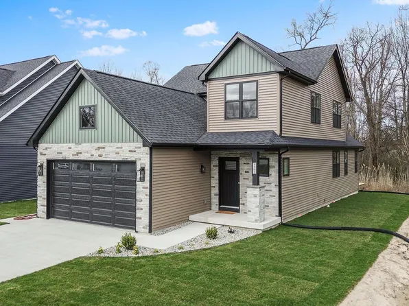 4205 S North Shore Dr, Knox, IN 46534