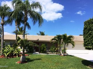 370 Bahama Dr, Indialantic, FL 32903