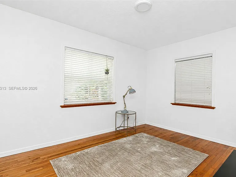 5760 SW 51st St — Photo 33