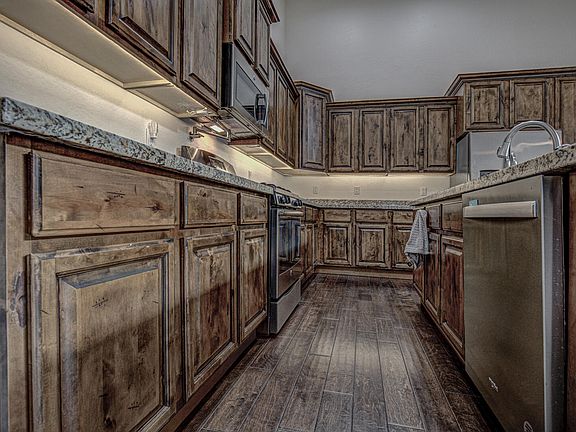 4th image of 1607 E Velvet Mesquite Ct