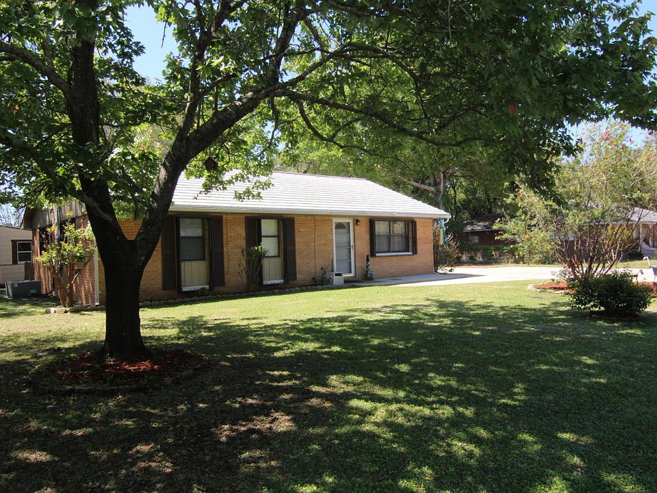 1st image of 120 Robinwood Dr NW