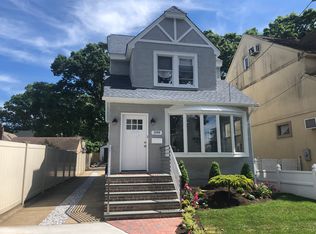 399 Hempstead Dr, West Hempstead, NY 11552