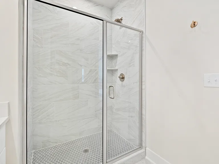 451 Wendover Pkwy — Photo 34
