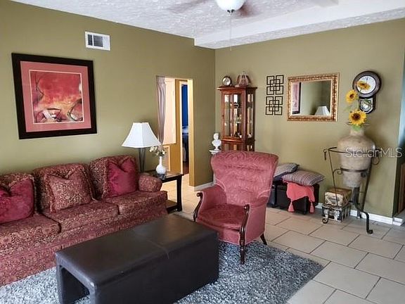2nd image of 2021 Leisure Dr