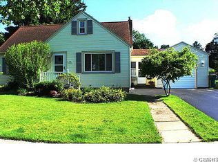 395 Culver Pkwy, Rochester, NY 14609