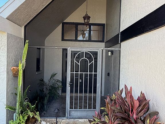 Front Entryway is Screened in