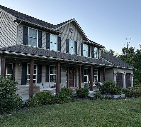 3rd image of 753 Gravel Hill Rd #L-0003