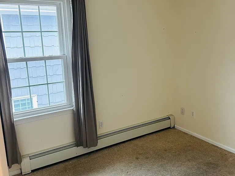 82 Sunrise Ave #82 — Photo 9
