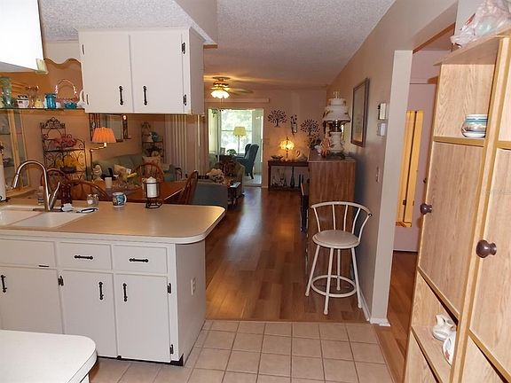 4th image of 12367 Dearborn Dr #B