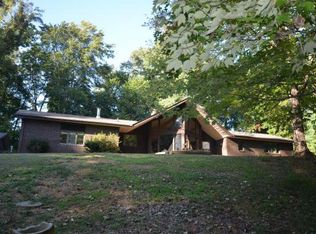 430 Green Brook Cir, Unicoi, TN 37692