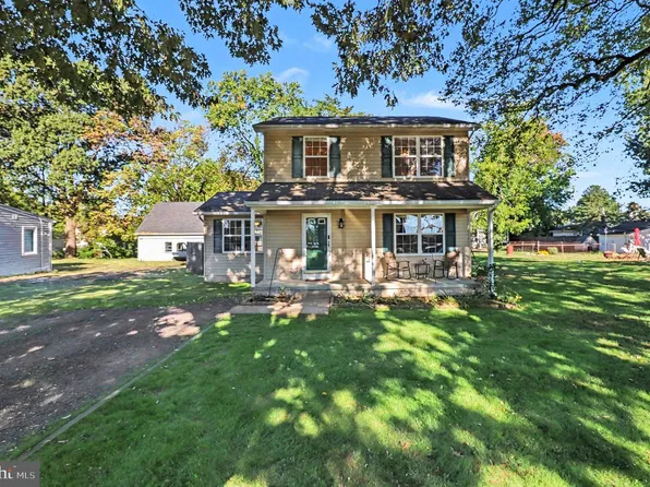 117 2nd St, Colonial Beach, VA 22443