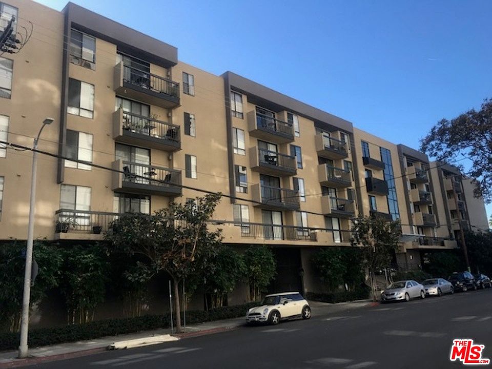 1st image of 7320 Hawthorn Ave APT 124