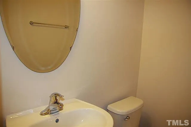 1013 Semora Ln — Photo 12