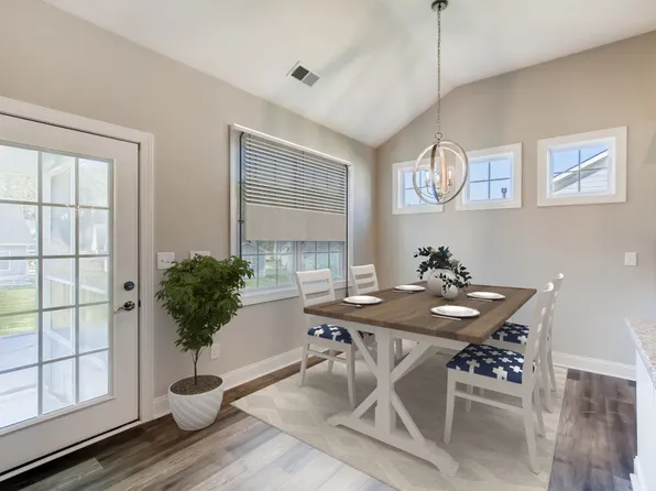 139 Bolter Ln, Elgin, SC 29045