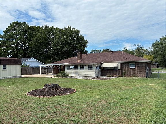 2nd image of 3201 Westmoreland Ave
