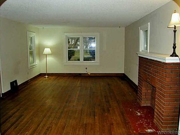 4th image of 7 Dellwood Ave