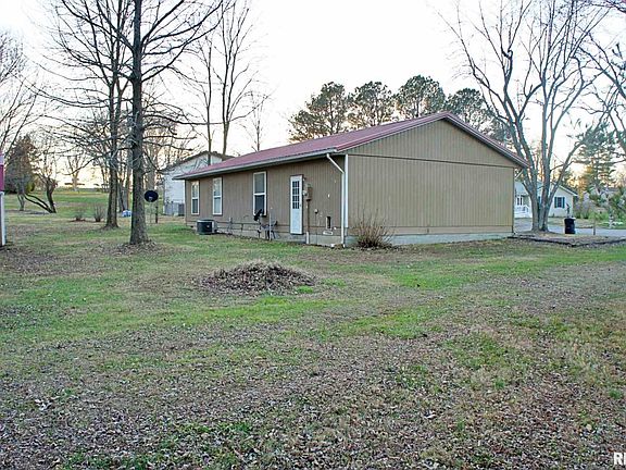4th image of 112 Illini Ct