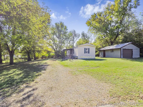1219 W High St, Collinsville, OK 74021