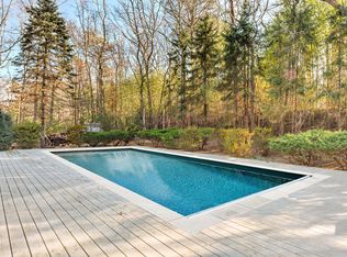 8 Atlantic St, East Hampton, NY 11937