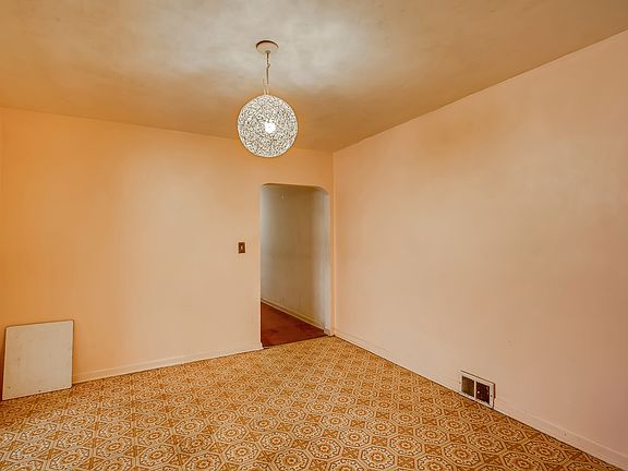 5th image of 6527 N Richmond St #1-S
