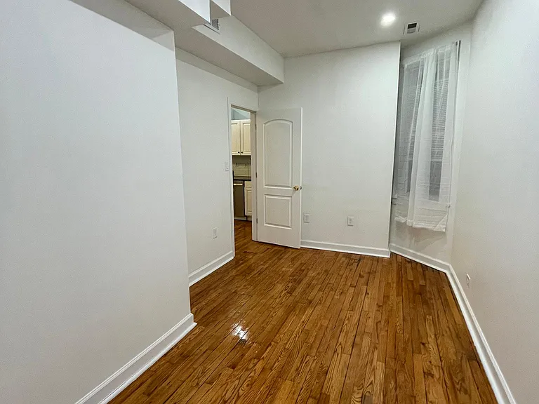 1224 N Cleaver St #1R — Photo 9