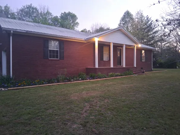 547 Busby Rd, Loretto, TN 38469