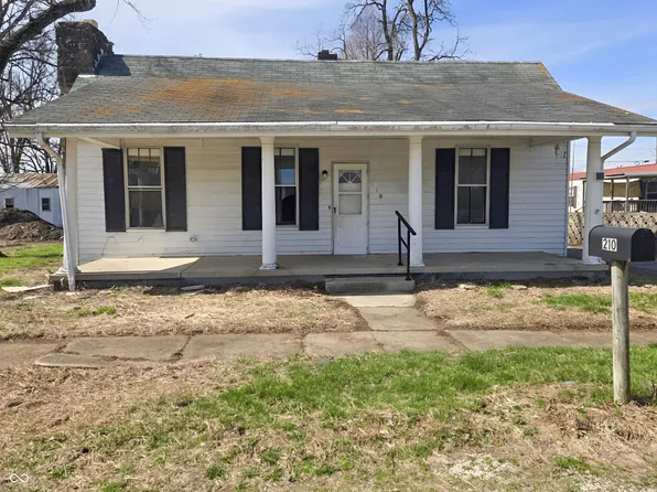 210 N Lessie St, Worthington, IN 47471