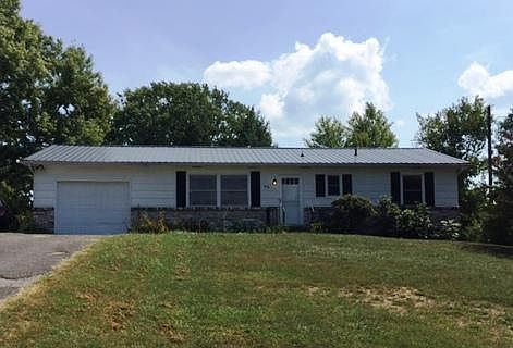 1st image of 1804 Wintergreen Cir