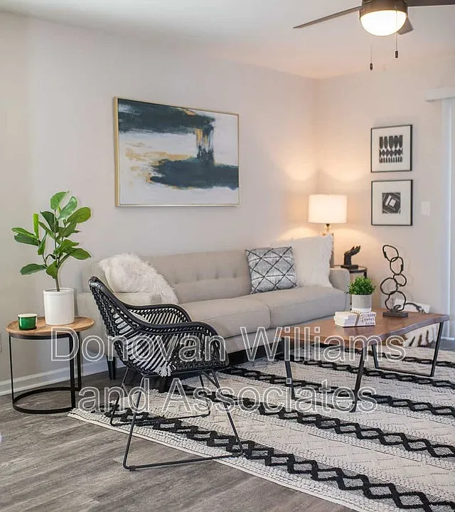 Woodland Park Apartments