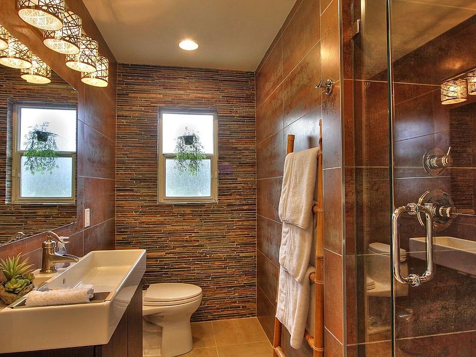 2nd image of 259 Pinehurst Ave #259