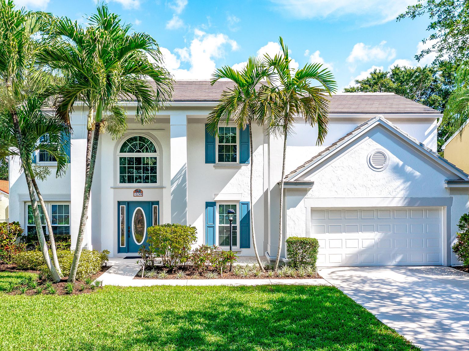 10249 Hunt Club Lane, Palm Beach Gardens, FL 33418 | Zillow