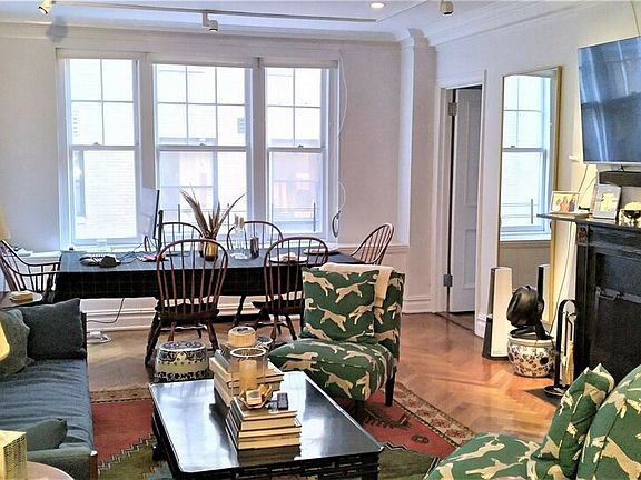 3rd image of 50 E 72nd St #6C