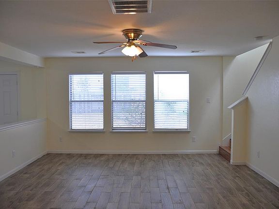 2nd image of 8110 Sanders Glen Ln