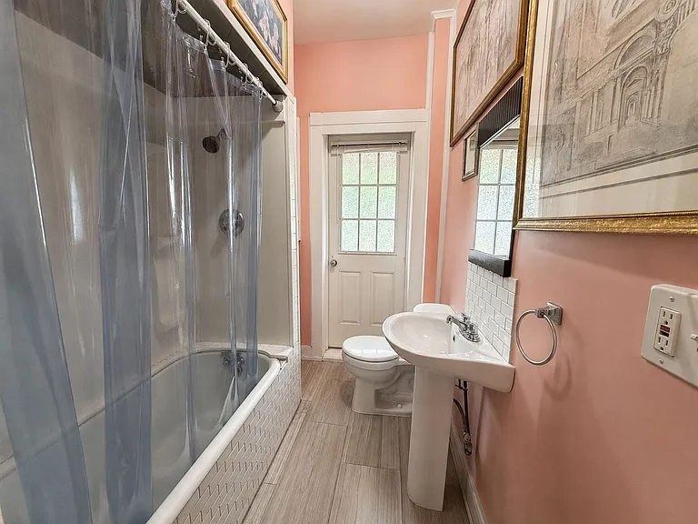 80 N 4th St #4 — Photo 16